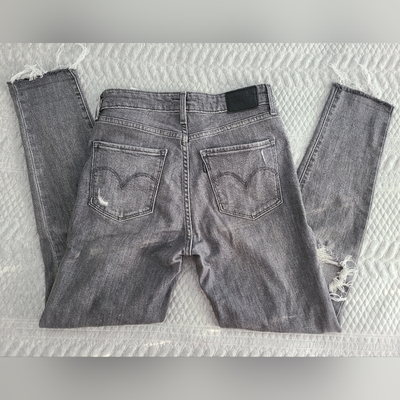 Women's Levi's 721 Grey Skinny Jeans - size 27 - Picture 5 of 5